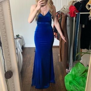 WINDSOR BLUE VELVET FLOOR LENGTH FORMAL DRESS